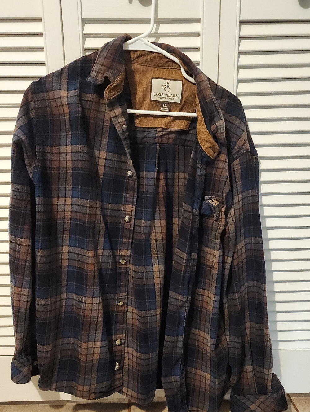Legendary Whitetails Brown and Blue Plaid Button-Front Shirt